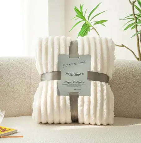 Stylish Solid Stripe Blanket